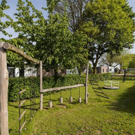Cube Xl 69 I 4-persoons In Zennewijnen
